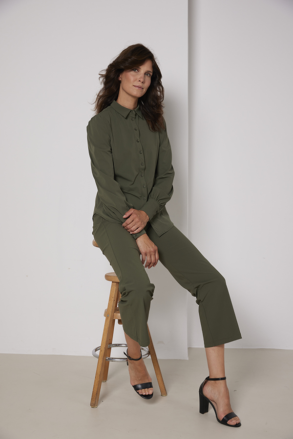 202136 deep dept Sofie individual pieces heavy weight - Image 3